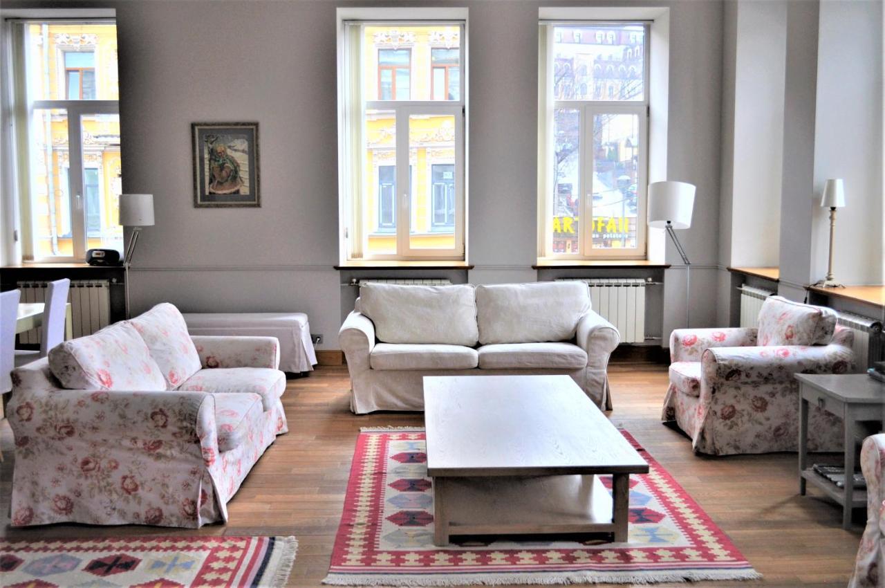 Great 144 Sq.M. Apartment In The Center Of Kyiv Exterior photo