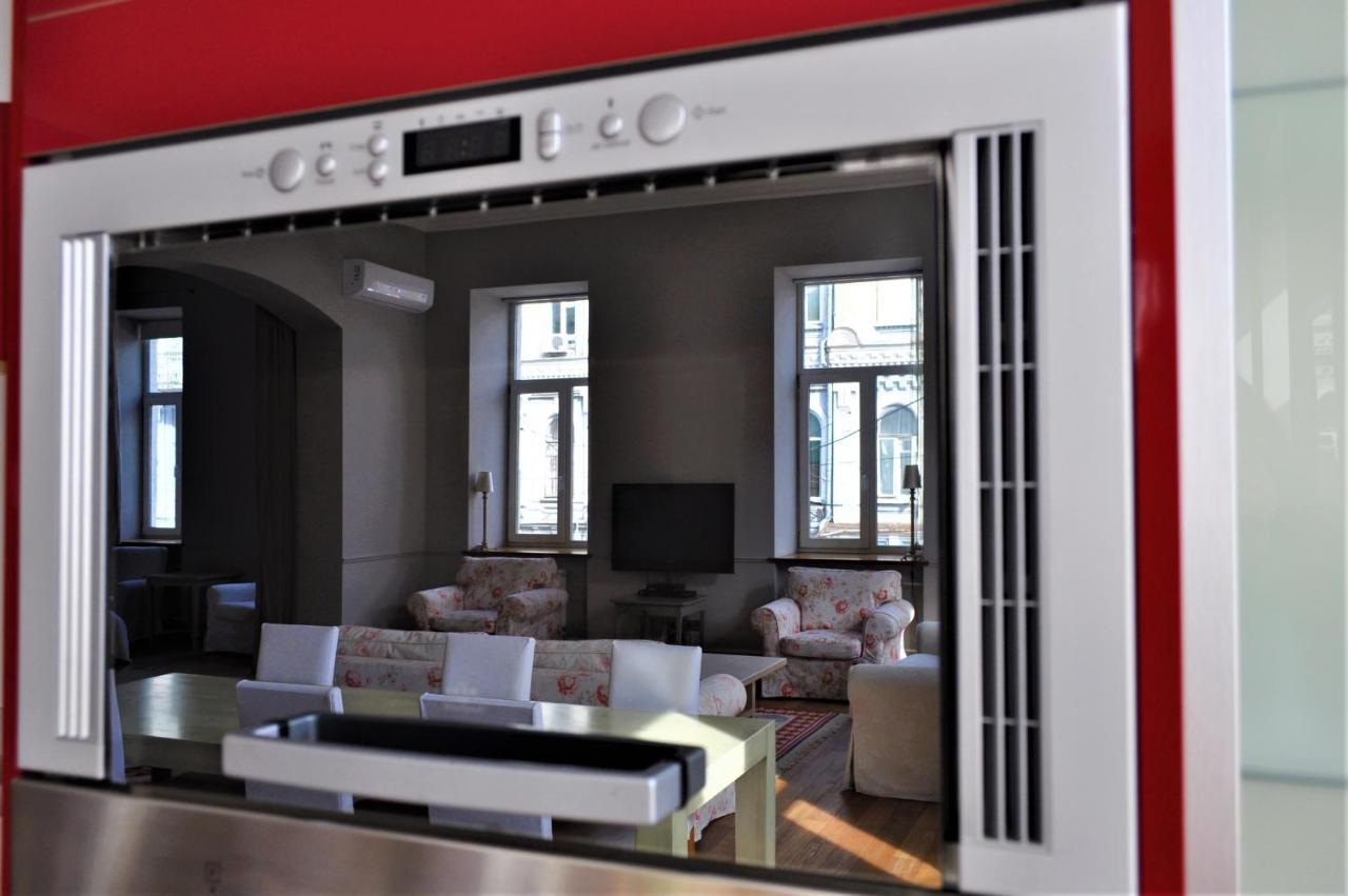 Great 144 Sq.M. Apartment In The Center Of Kyiv Exterior photo
